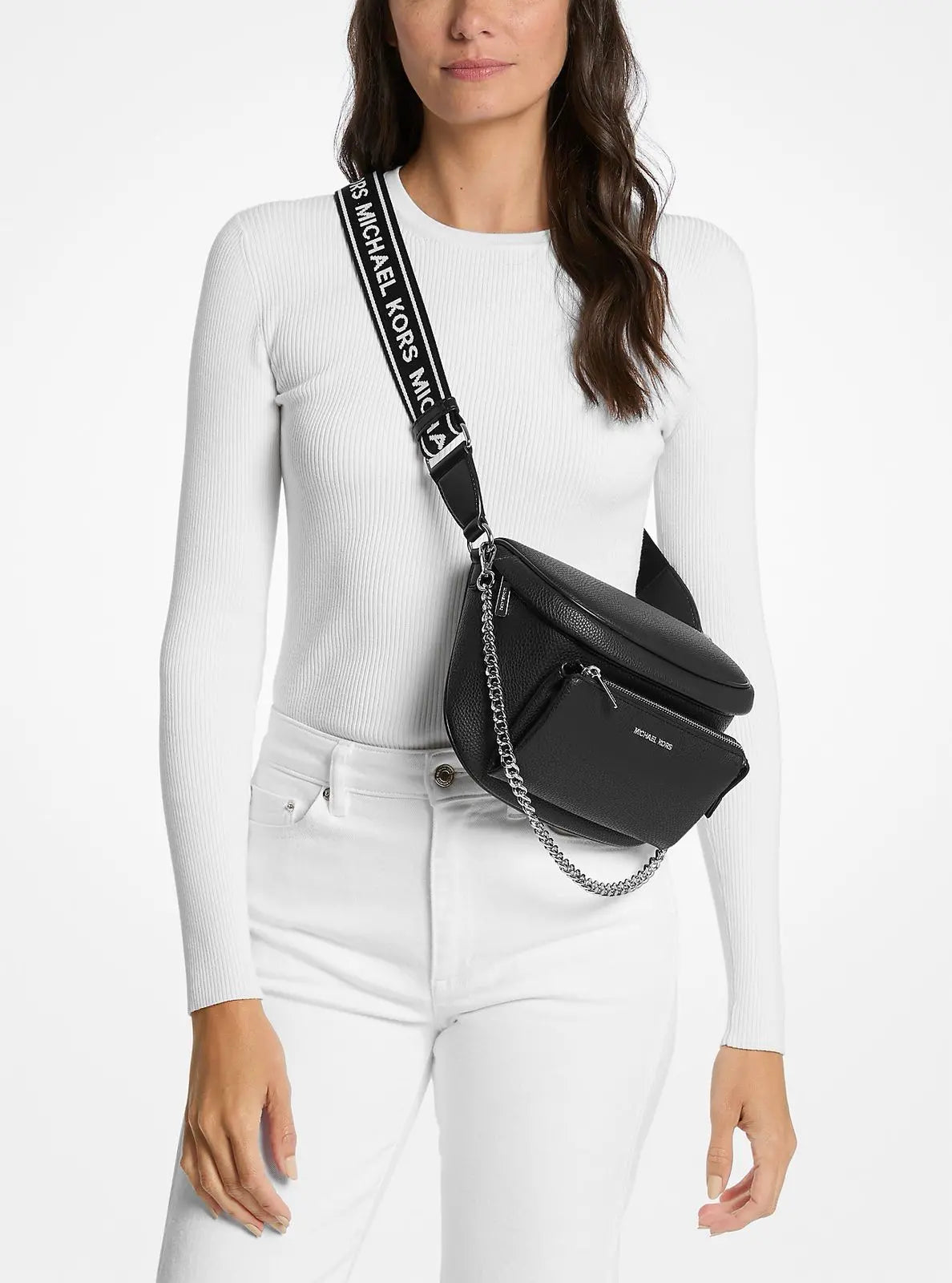 Riñonera, Michael Kors.