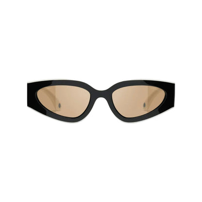 Lentes de sol Chanel.