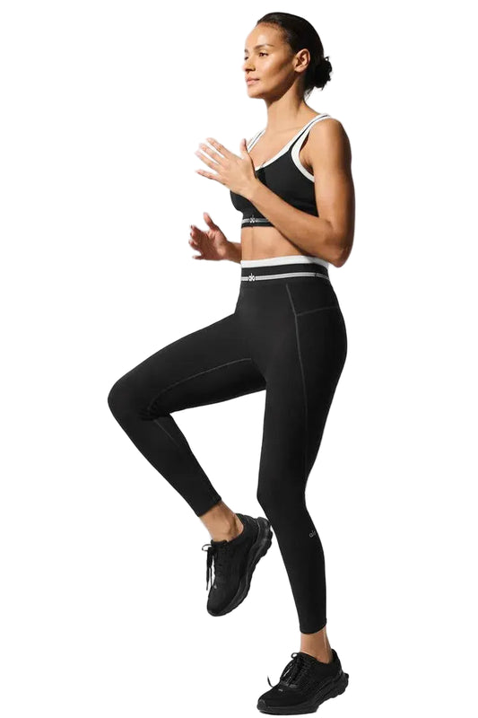 Calza deportiva Letter negra, Alo Yoga.