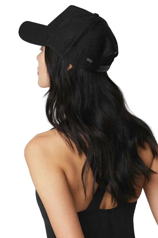 Gorra negra malla, Alo Yoga.