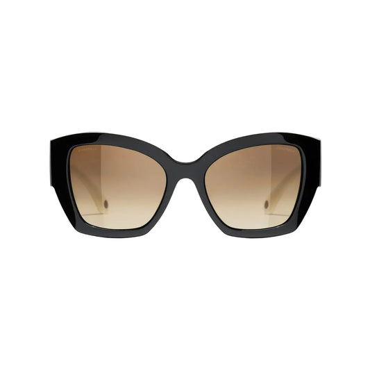 Lentes de sol Chanel.