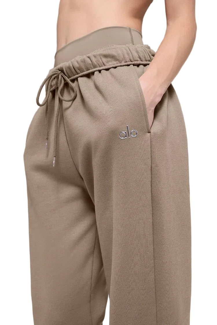 Alo yoga, Pantalón pierna recta. - S