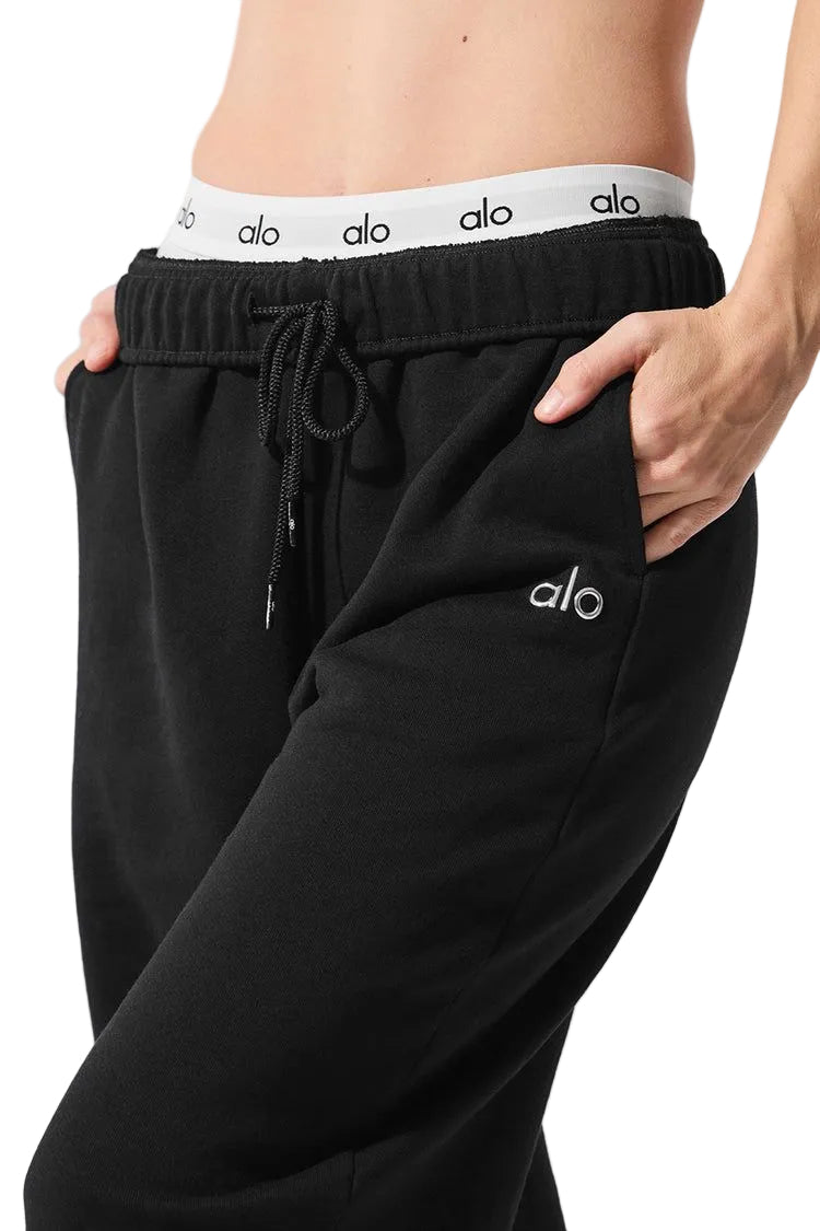 Alo yoga, Pantalón pierna recta.