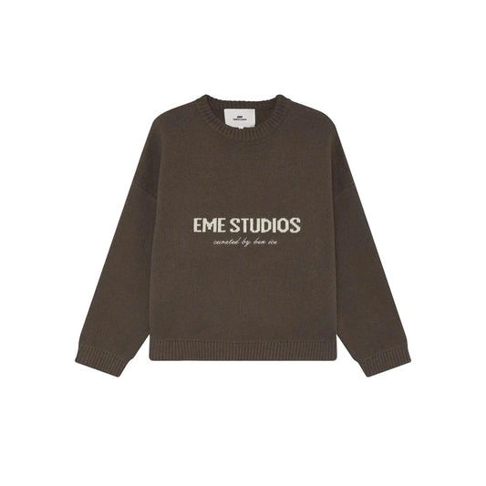 Polerón Eme Studio.